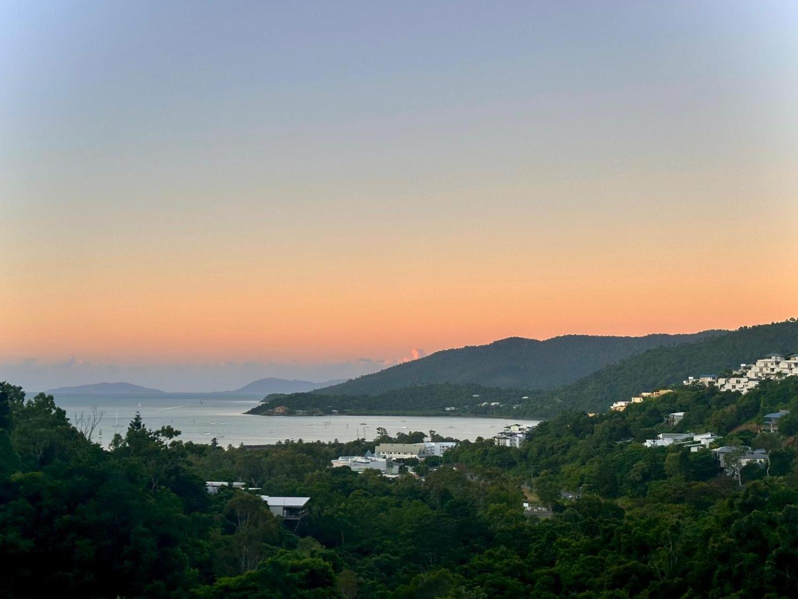 Airlie Summit Apartments Airlie Beach Exteriér fotografie